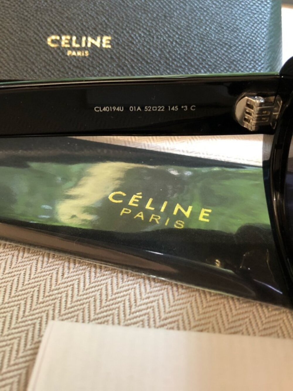 CELINE Black Sunglasses - Picture 4 of 7